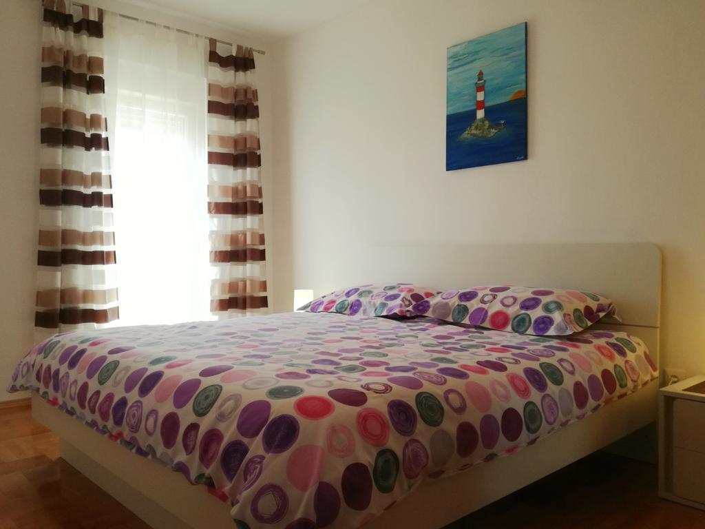 Apartments Radmila Porec Exterior photo