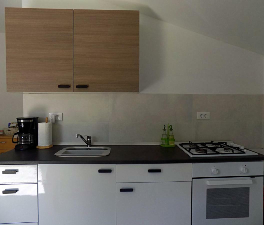 Apartments Radmila Porec Exterior photo